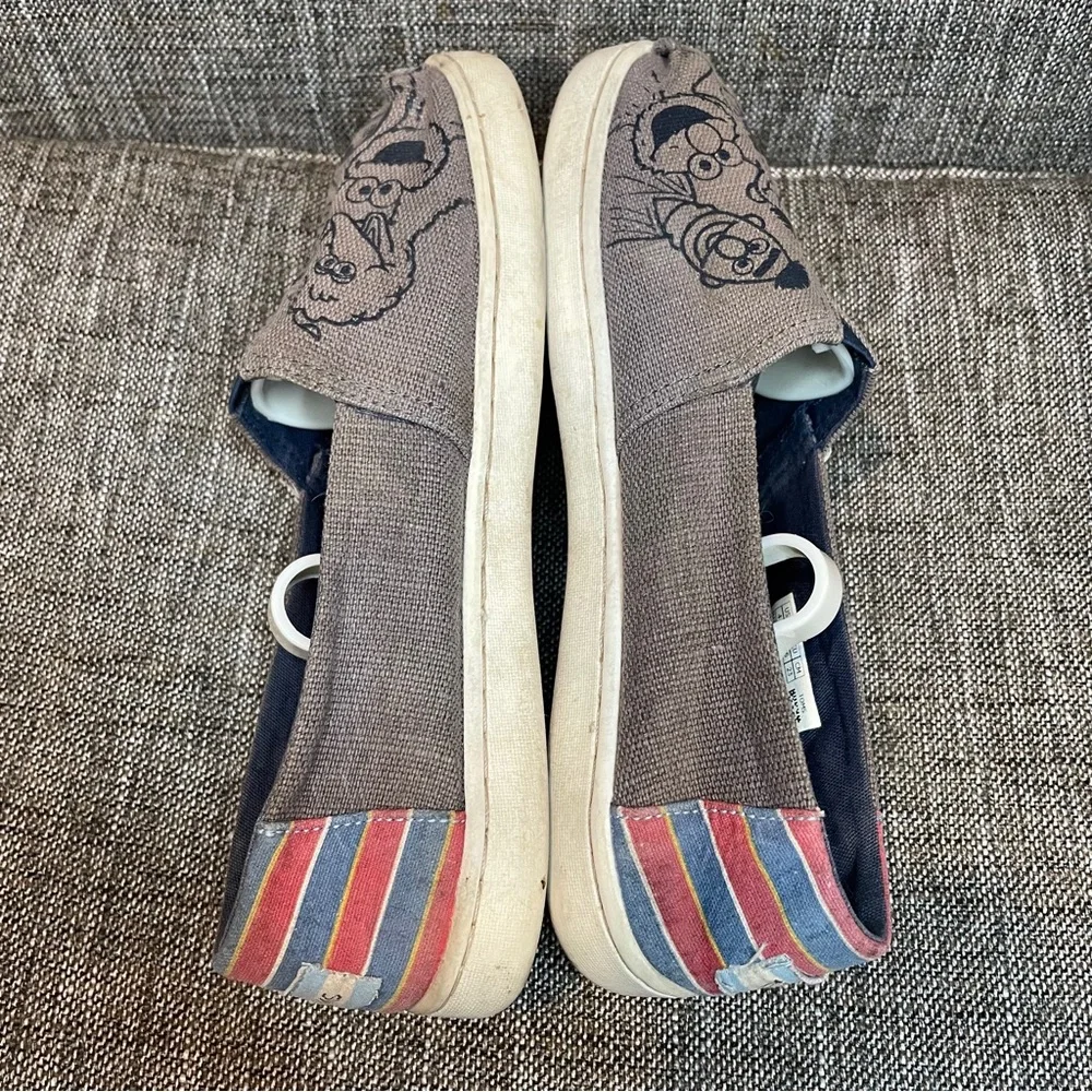 Toms kids seasame